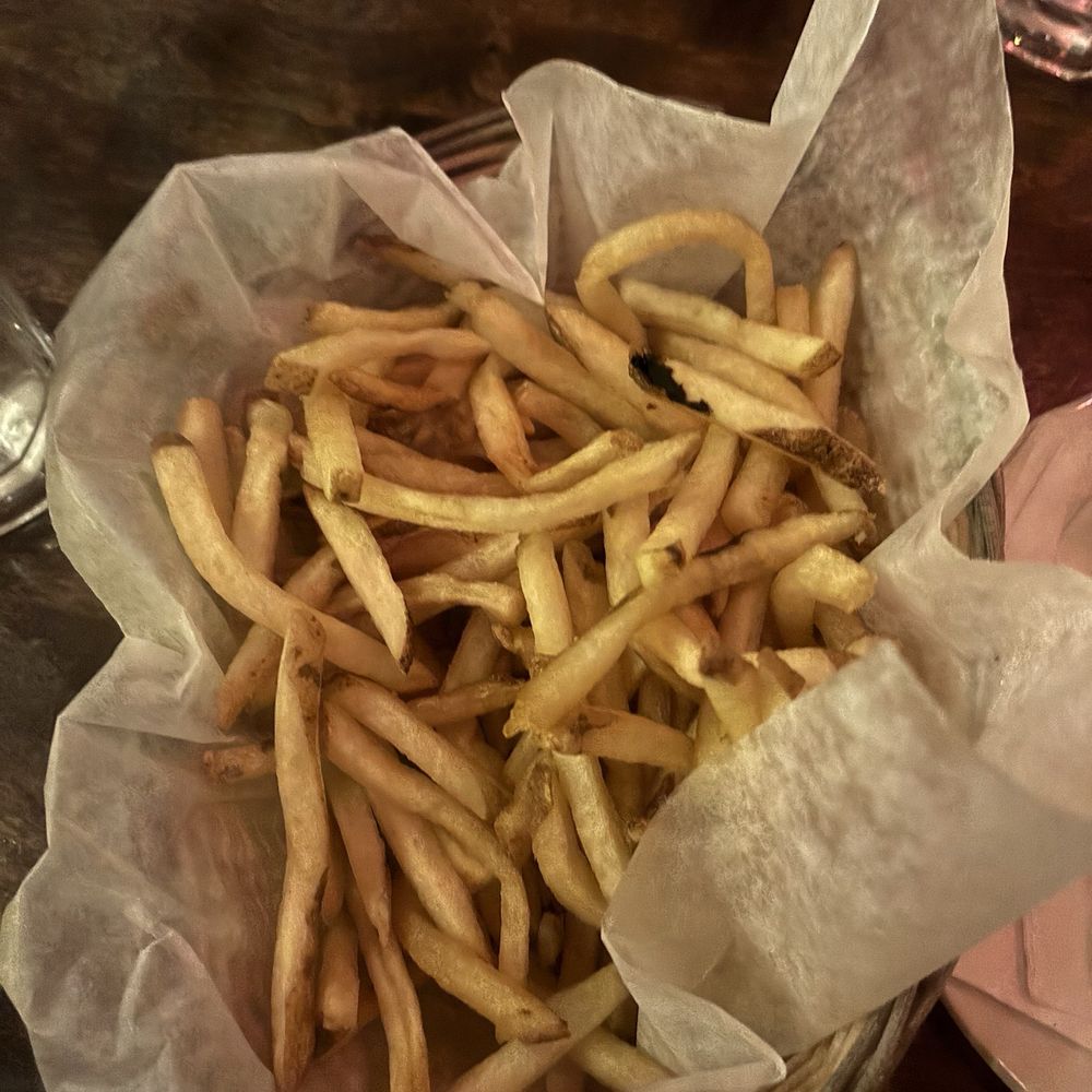 RJ Grunts - Fries - American Near Me - Chicago, Illinois RJ Grunts - Fries - American Near Me - Chicago, Illinois