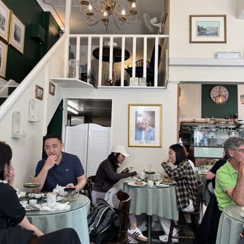 The Muffin Man Tea Shop - Dining area - Coffee & Tea Near Me - London, XGL The Muffin Man Tea Shop - Dining area - Coffee & Tea Near Me - London, XGL