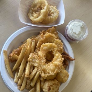 Village Inn Fish & Chips - Seafood Near Me - Long Beach, California Village Inn Fish & Chips - Seafood Near Me - Long Beach, California