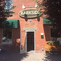 Barkside Pets - Front entrance