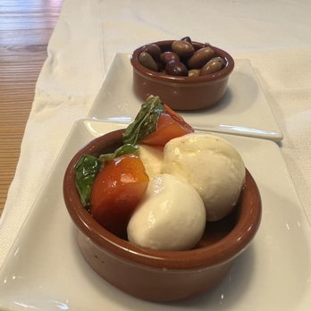 Rizzo Come a Casa - Apps - Italian Near Me - Milan, Michigan Rizzo Come a Casa - Apps - Italian Near Me - Milan, Michigan