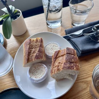 Moonraker Restaurant - Complimentary bread with butter - New American Near Me - Pacifica, California