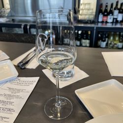 City Vineyard - Wine.. wine.. and more wine!