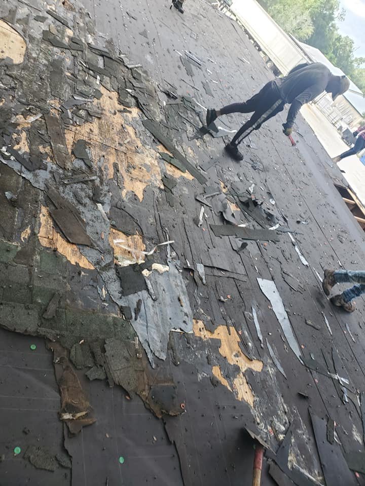 Slide of Ovando Roofing