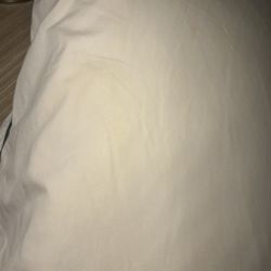 Country Inn & Suites by Radisson - Greenfield - Some yellowing stain on one of the pillows