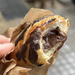 Horno Hugo Rodriguez - Chocolate croissant!!