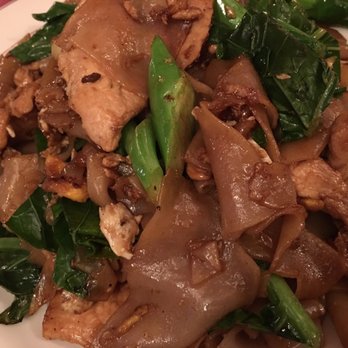 Thai Nakorn - Pad See Ewe - Thai Near Me - Alexandria, Virginia Thai Nakorn - Pad See Ewe - Thai Near Me - Alexandria, Virginia
