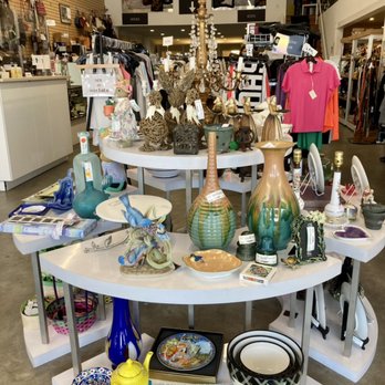 Trove - Entrance - Women's Clothing Near Me - Los Angeles, California