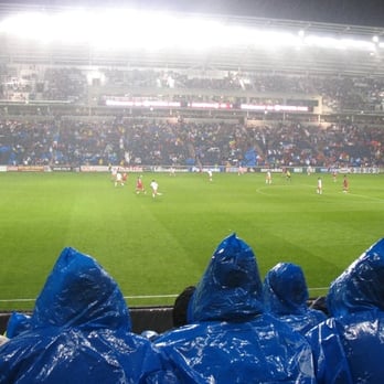 Chicago Fire - Singing in the rain - Professional Sports Teams Near Me - Bridgeview, Illinois