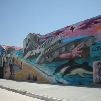 Venice Beach Boardwalk - Beaches Near Me - Venice, California Venice Beach Boardwalk - Beaches Near Me - Venice, California