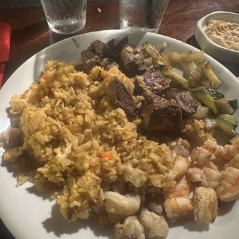 Benihana - Carlsbad - DELUXE TREAT - Sushi Bars Near Me - Carlsbad, California