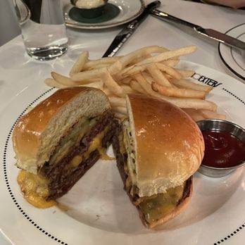 Hoexter’s - Double Smash Burger - American Near Me - New York, New York Hoexter’s - Double Smash Burger - American Near Me - New York, New York