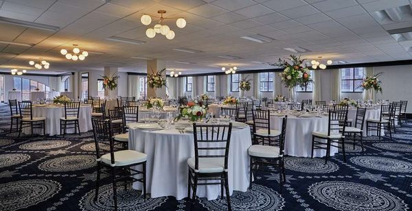 Graduate by Hilton Minneapolis by null
