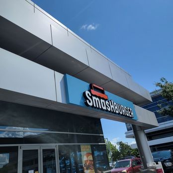 Smashburger - Outside - Burgers Near Me - Lodi, New Jersey