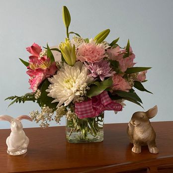 Lesher's Flowers - Florists Near Me - Saint Louis, Missouri