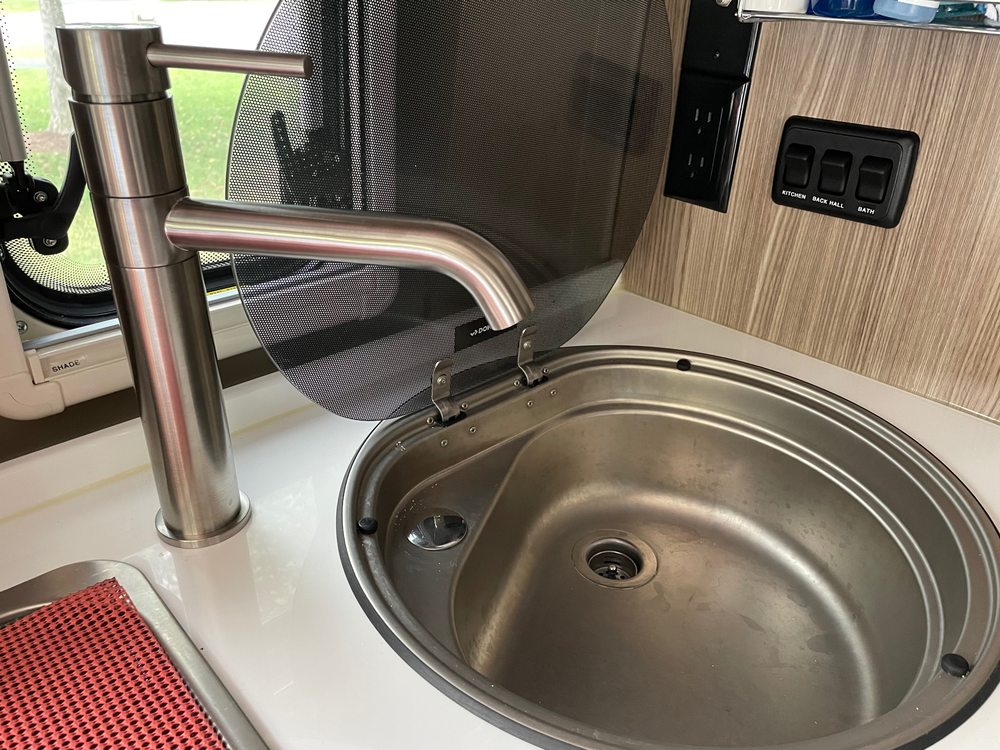 Slide of Lotus Plumbing