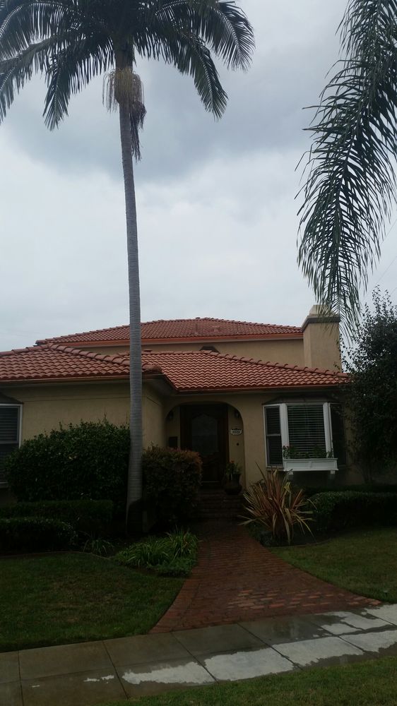 Slide of Dependable Roofing Services