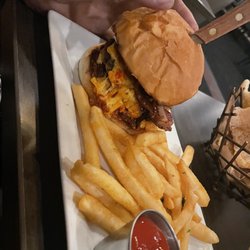 Copper Grill - Bacon pimento cheese burger