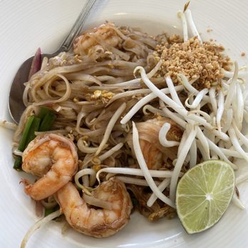 Celadon Thai Kitchen - Pad Thai w/shrimp - Thai Near Me - Los Angeles, California Celadon Thai Kitchen - Pad Thai w/shrimp - Thai Near Me - Los Angeles, California