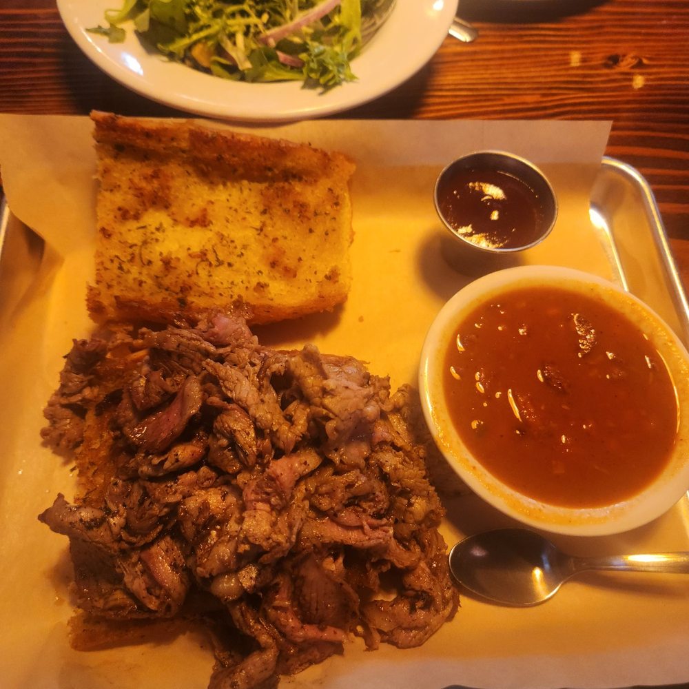 Whiskeytown Barbecue Co - Tri tip sandwich on garlic bread - Barbeque Near Me - Redding, California Whiskeytown Barbecue Co - Tri tip sandwich on garlic bread - Barbeque Near Me - Redding, California