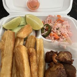 Los Guanacos - Yuca and chicharron