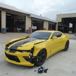 Qualitek Auto Body