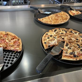 Pizza Hut - a variety of pizzas being prepared - Pizza Near Me - Mineola, Texas Pizza Hut - a variety of pizzas being prepared - Pizza Near Me - Mineola, Texas