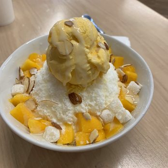 HeeMee Coffee + Bakery - Mango bingsoo - Coffee & Tea Near Me - Tucson, Arizona