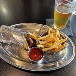 Olive & Fig Mediterranean Kitchen - Gyro. Fries.