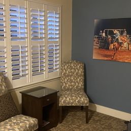 Nicely appointed comfy rooms Nicely appointed comfy rooms