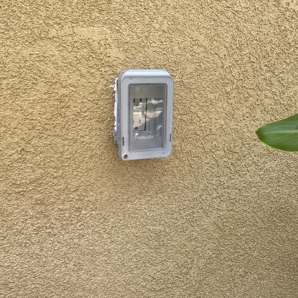 Outdoor outlet Outdoor outlet