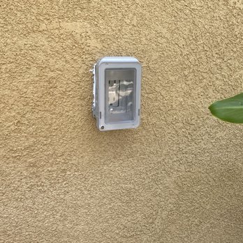 Marquez Pro Electric - Outdoor outlet - Electricians Near Me - Perris , California