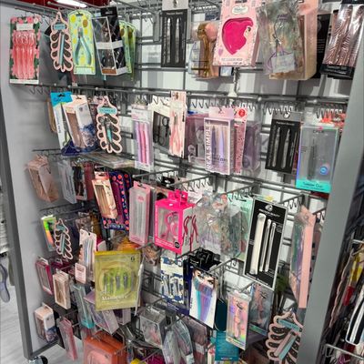 TJ MAXX - Updated December 2025 - 14 Photos - 1501 Niagara Falls Blvd