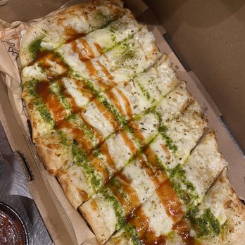 Blaze Pizza - Garlic pesto cheesy bread - Pizza Near Me - Concord, Ontario