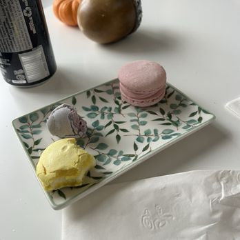 Elina Patisserie - Macarons - Patisserie/Cake Shop Near Me - Ottawa, Ontario