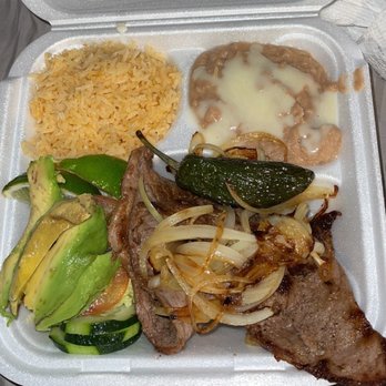 Taqueria El Camioncito - Steak plate!! It came with fresh tortillas! Would recommend! Could be shared with two people! 10/10 would recommend. - Food Trucks Near Me - Montevallo, Alabama Taqueria El Camioncito - Steak plate!! It came with fresh tortillas! Would recommend! Could be shared with two people! 10/10 would recommend. - Food Trucks Near Me - Montevallo, Alabama