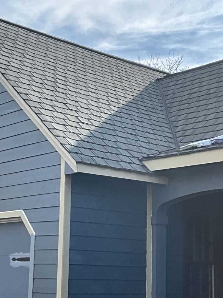 Slide of Davis Contracting