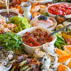 Plates + Bowls Catering - Sushi platter
