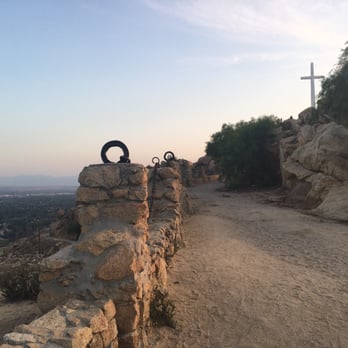 Mount Rubidoux Trail - When you're on top - Hiking Near Me - Riverside, California Mount Rubidoux Trail - When you're on top - Hiking Near Me - Riverside, California