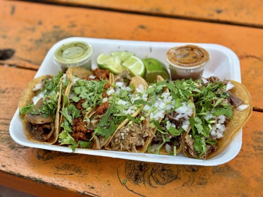 Cuantos Tacos by null