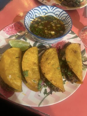 Tacos Tin Tan (St Denis) by null