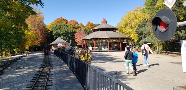 Milwaukee County Zoo by null