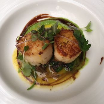 Carisma - Scallop appetizer - Italian Near Me - Toronto, Ontario