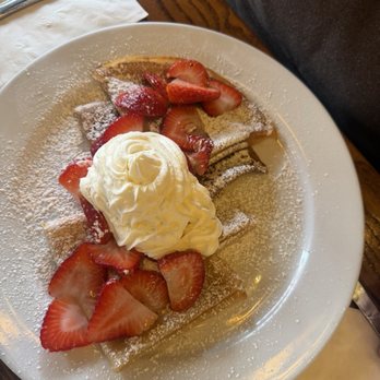 Stacks - Fruit Crêpe - Breakfast & Brunch Near Me - Burlingame, California