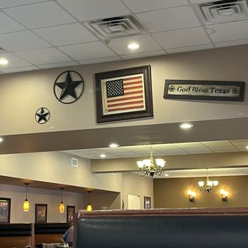 Santa Fe Steakhouse - Wall decor - Steakhouses Near Me - Giddings, Texas Santa Fe Steakhouse - Wall decor - Steakhouses Near Me - Giddings, Texas