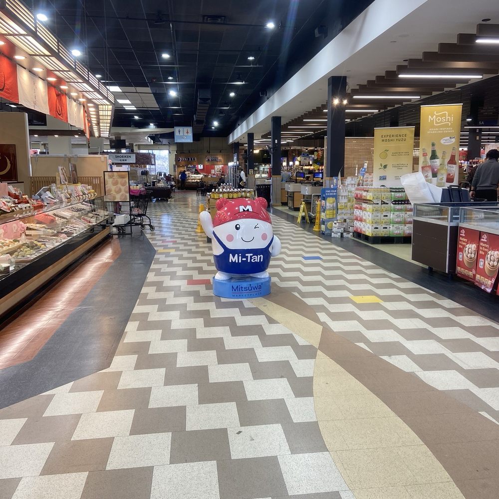 Mitsuwa Marketplace - Japanese Near Me - Edgewater, New Jersey Mitsuwa Marketplace - Japanese Near Me - Edgewater, New Jersey