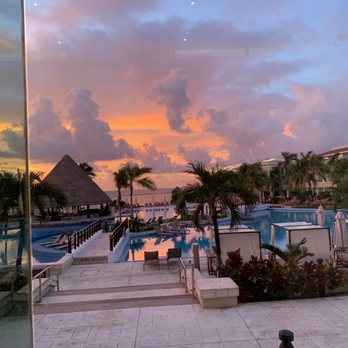 Los Caporales - Views while sitting in the restaurant - Mexican Near Me - Quintana Roo, ROO Los Caporales - Views while sitting in the restaurant - Mexican Near Me - Quintana Roo, ROO