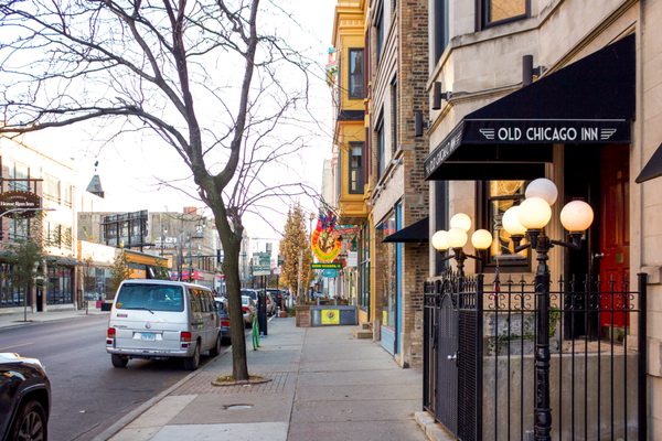 Old Chicago Inn featuring Room 13 by null