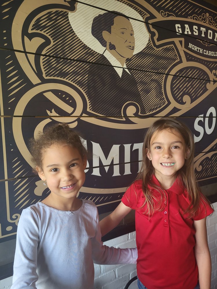 SMITH’S SOULFOOD BISTRO 89 Photos & 38 Reviews 209 S Chestnut St