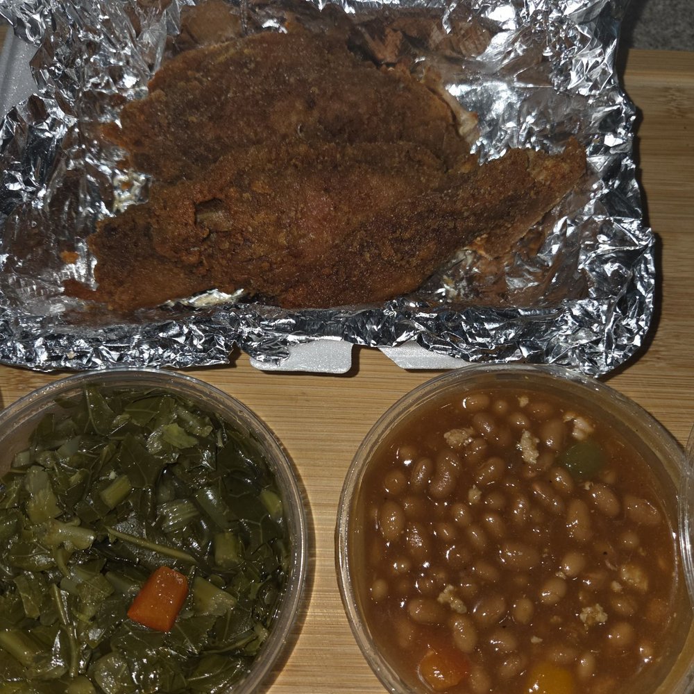 Cajun fried Turkey wings, collard greens & baked beans Cajun fried Turkey wings, collard greens & baked beans